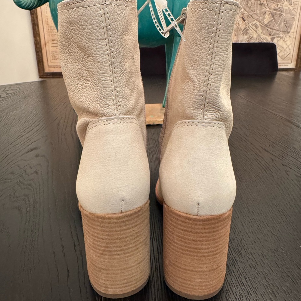 Gianni Bini Darnold Nubuck Block Heel Booties - Picture 4 of 12